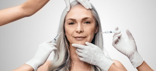 טיפול משולב לקמטים עם PRP וחומצה היאלורונית בקליניקת דרמה-קר בפתח תקווה faltenbehandlung bei dermacare faltenbehandlung mit hyaluronsaeure frau1 טיפול משולב לקמטים עם PRP וחומצה היאלורונית בקליניקת דרמה-קאר בפתח תקווה